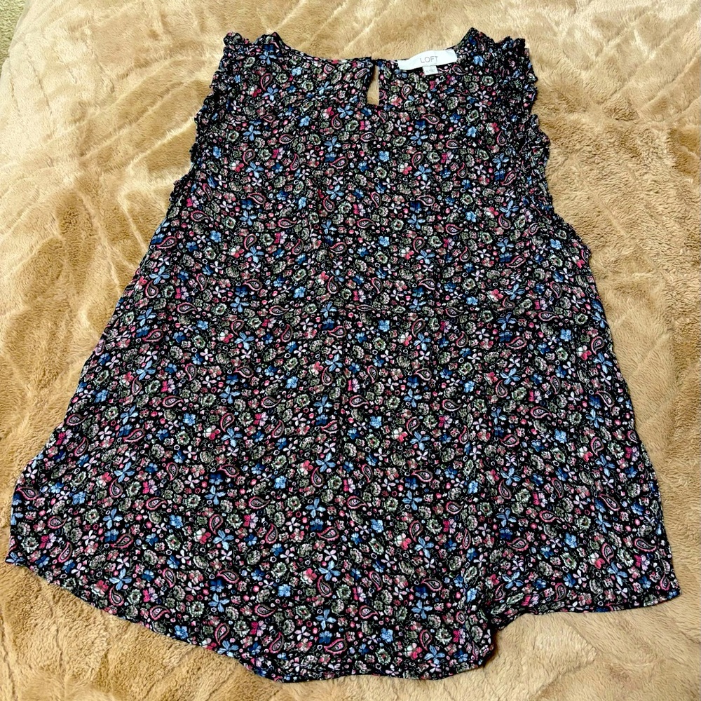 Loft floral and paisley ruffled sleeveless top. XL